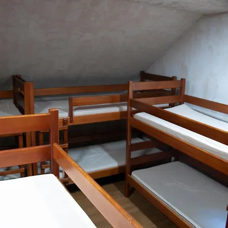 Lesna Stacja Hostel